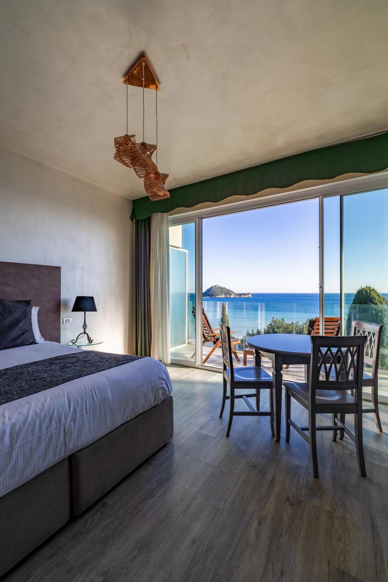 Baba Residences Alassio Exterior photo